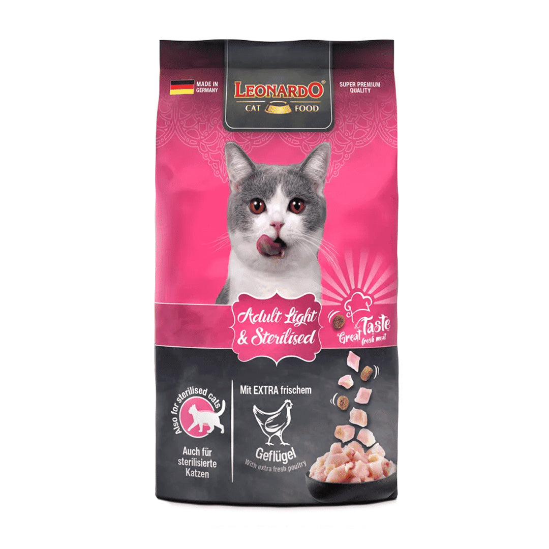 Alimento para gatos adultos light y esterilizados de la marca Ventas Pet, paquete de 7,5 kg con croquetas en el envase.